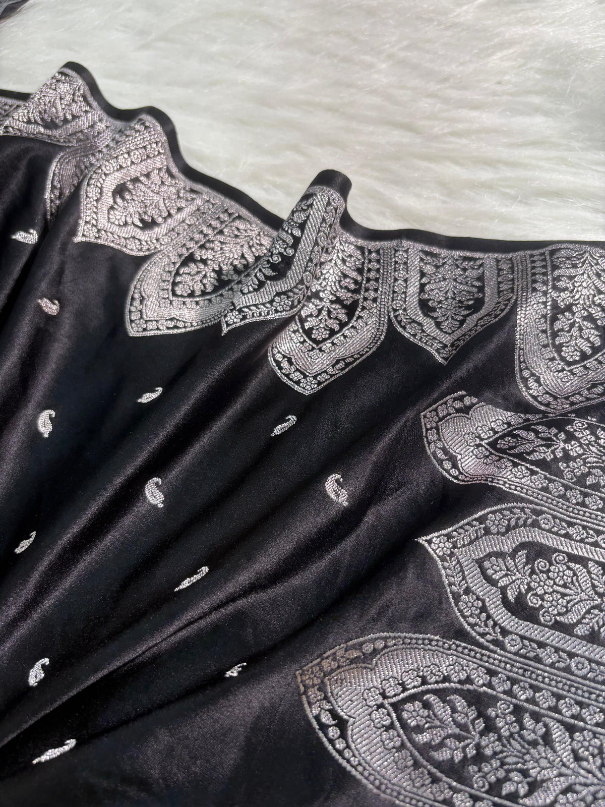 Premium Black Skirt Border Mashru Silk Saree