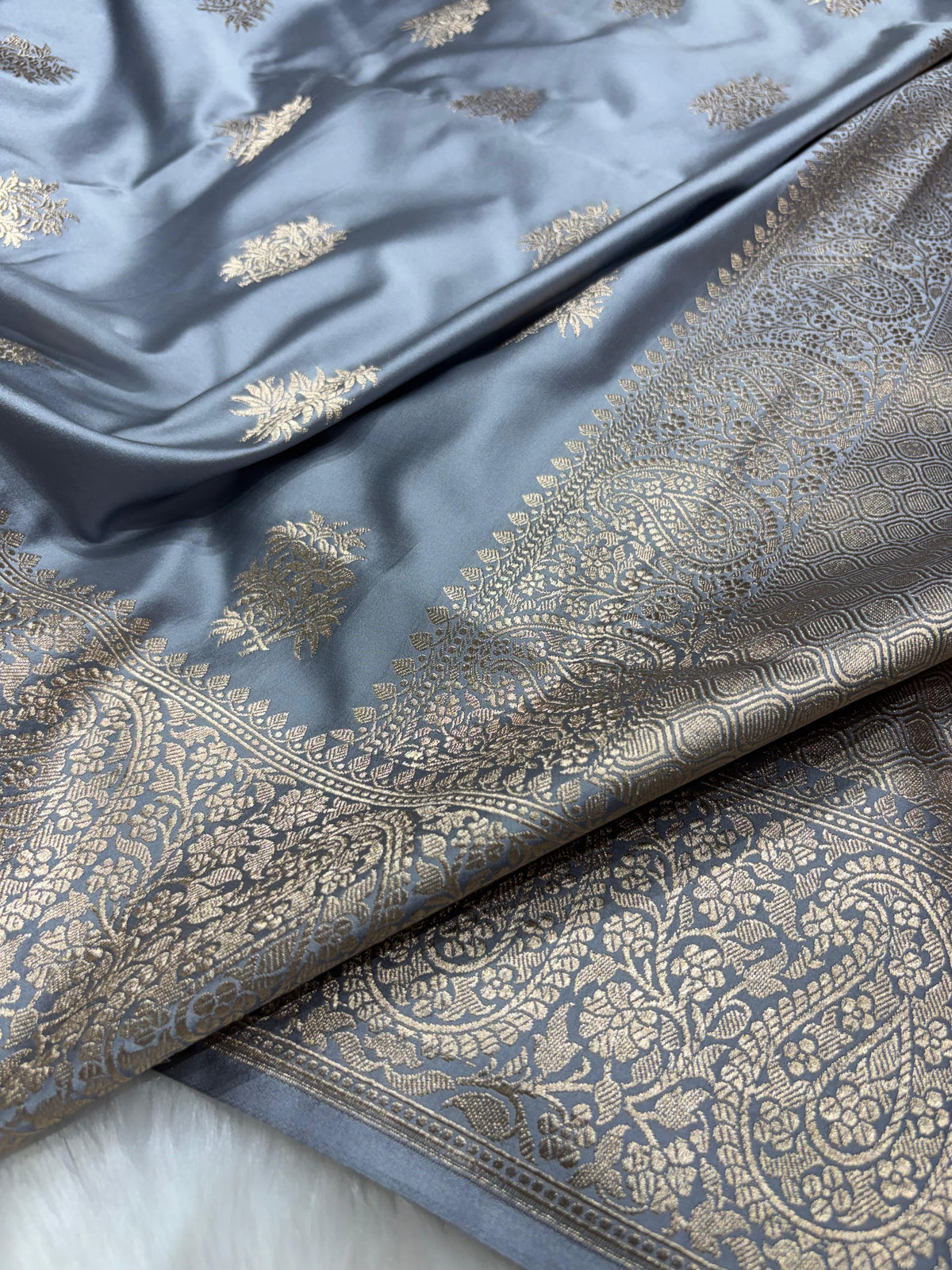 Banarasi Smoke Grey Premium Motifs Floral Mashru Silk Saree