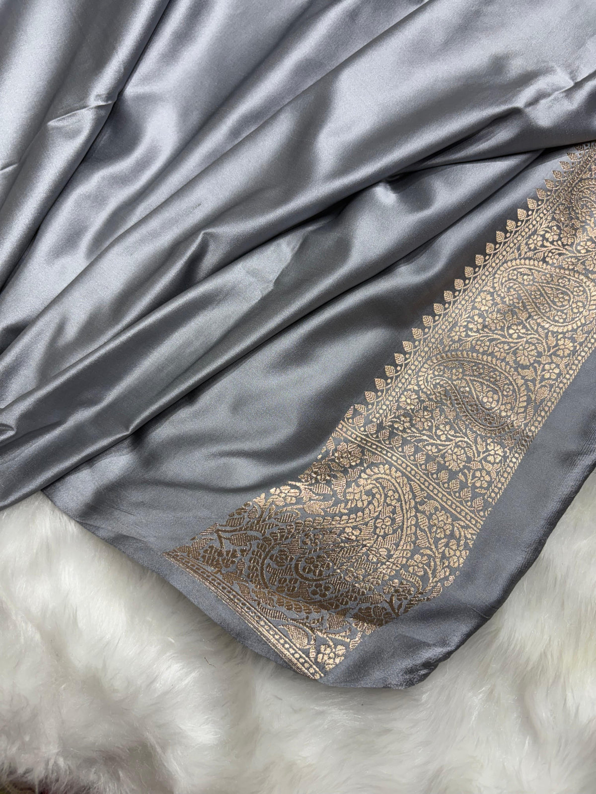 Banarasi Smoke Grey Premium Motifs Floral Mashru Silk Saree