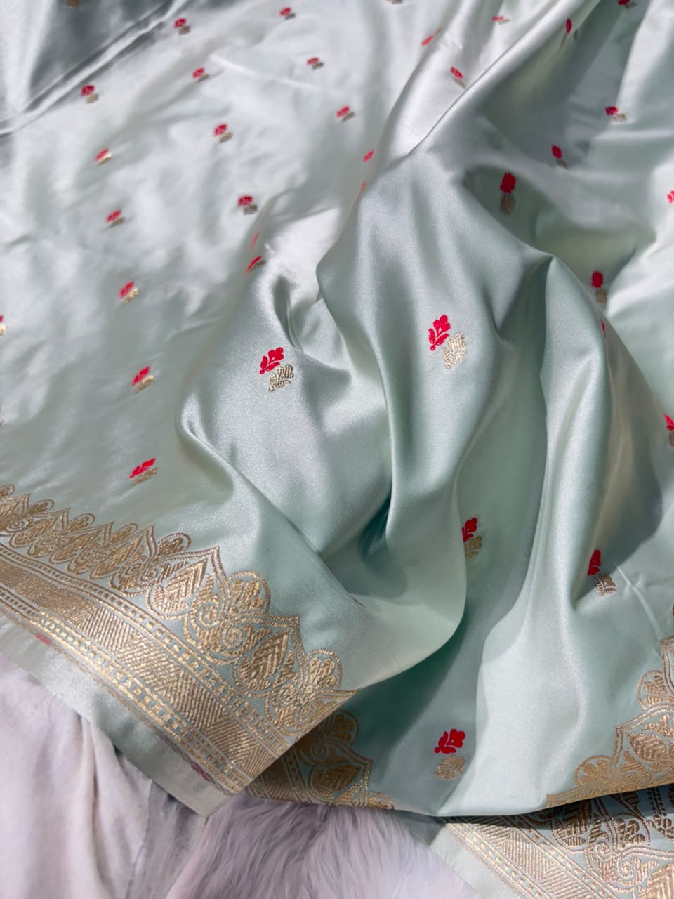 Ice Green Shades Booti Pattern Mashru Silk Saree