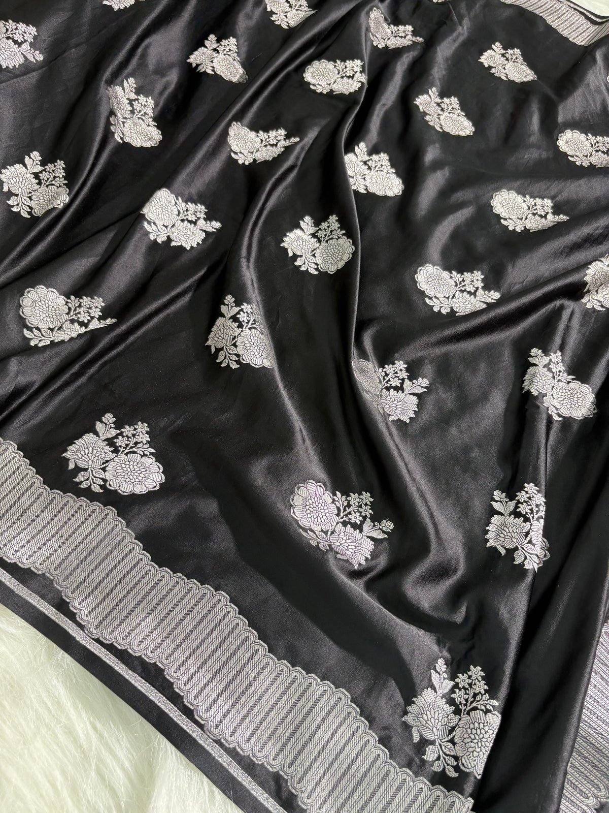 Floral Boota Scallop Black Mashru Silk Saree