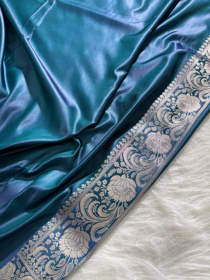 Purple - Navy Blue Mashru Silk in Geometric Jaal Motifs