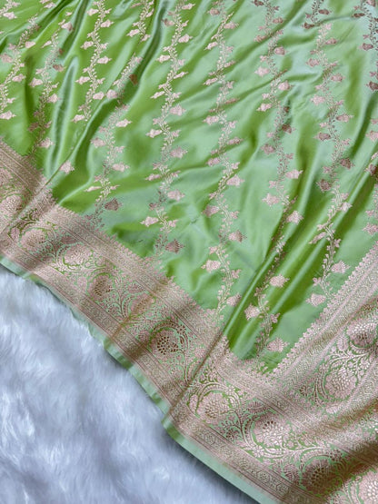 Olive Green Shades Cross Jaal Mashru Silk Saree