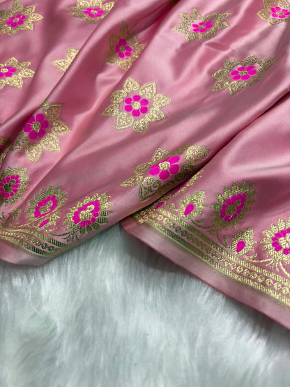 Banarasi Star Pattern with Unique floral border Mashru Silk Saree in Rose-gold Shades