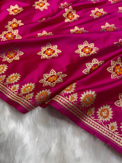 Banarasi Star Pattern with Unique Floral border Mashru Silk Saree in Rani Shades