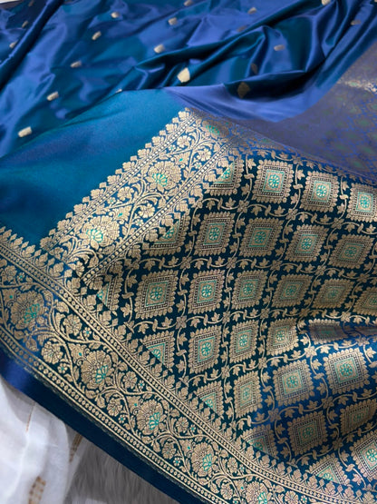 Peacock Shades Floral Booti Mashru Silk Saree