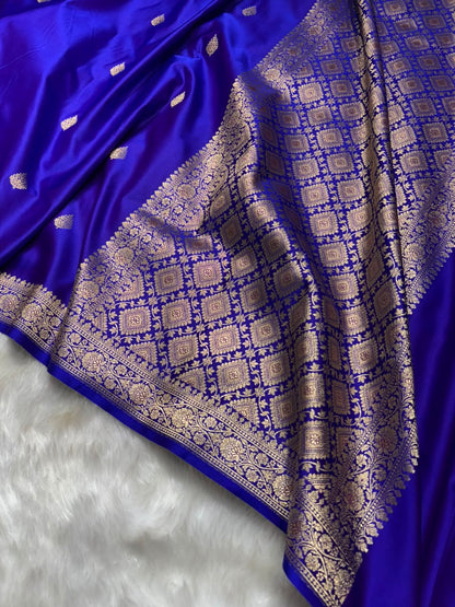Royal Purple Shades Floral Booti Mashru Silk Saree