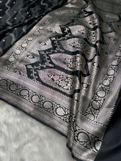 Black Shades Banarasi Leheriya with Booti Mashru Silk Saree