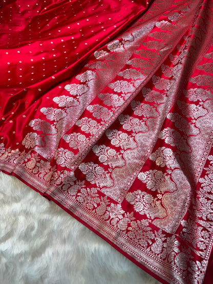 Red Shades Banarasi Booti with Floral Border Mashru Silk Saree