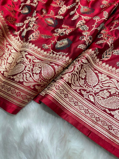 Maroon Shades Floral Minakari Jaal Pattern Mashru Silk Saree