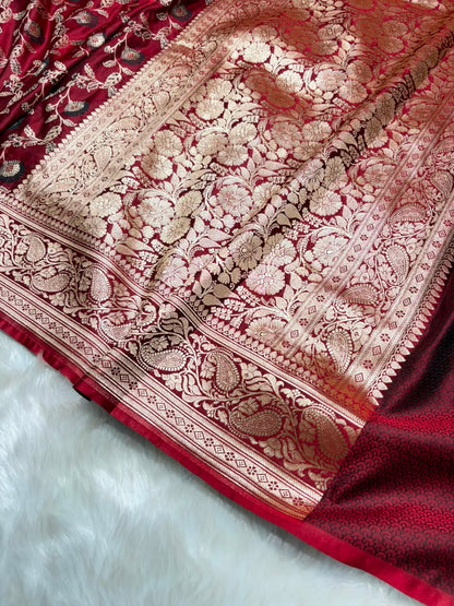 Maroon Shades Floral Minakari Jaal Pattern Mashru Silk Saree