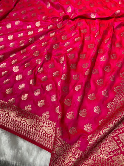 Rani Pink Shades Floral Booti with Tanchoi Pattern Mashru Silk Saree