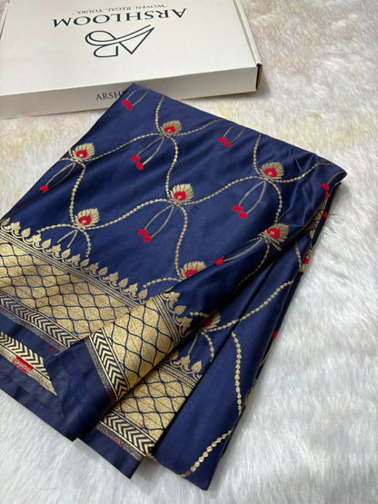 Navy Blue Shades Minakari Jaal Pattern Mashru Silk Saree