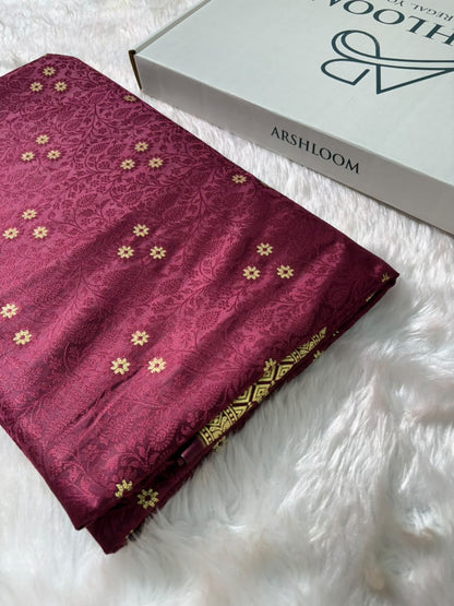 Banarasi Floral Motifs with Tanchoi Pattern Mashru Silk Saree in Dark Maroon Shades