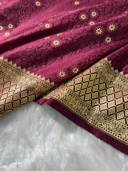 Banarasi Floral Motifs with Tanchoi Pattern Mashru Silk Saree in Dark Maroon Shades